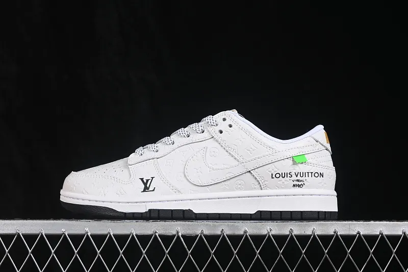 All categories Nk SB Dunk Series Nk SB Dunk Low High-end customized low-top sneakers Nike SB Dunk Low joint model High-end customized low-top casual skateboard shoes XX3168-145